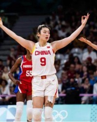 返水活动-【人物】中国女篮中流砥柱 李梦及时回暖撑起一片天