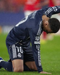 姆巴佩怒批全队：完全没想拼 活该无缘直通16强 被门将进球很丢人