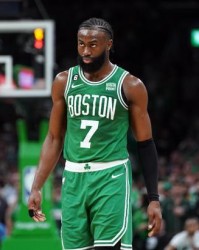 平台出款-布朗是绿军领袖 他的地位是不是已超越塔图姆了？